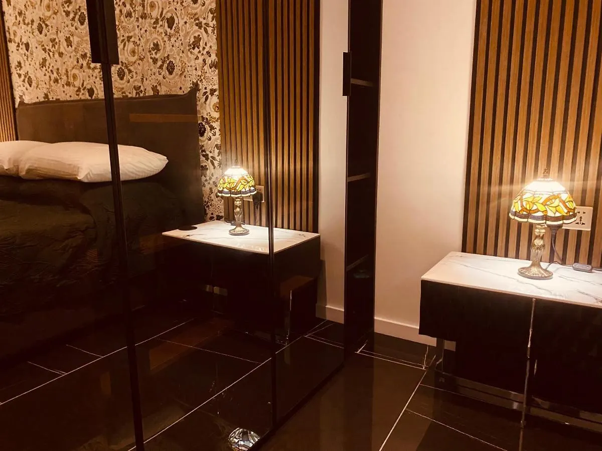 Azure Gold Apartment Senglea