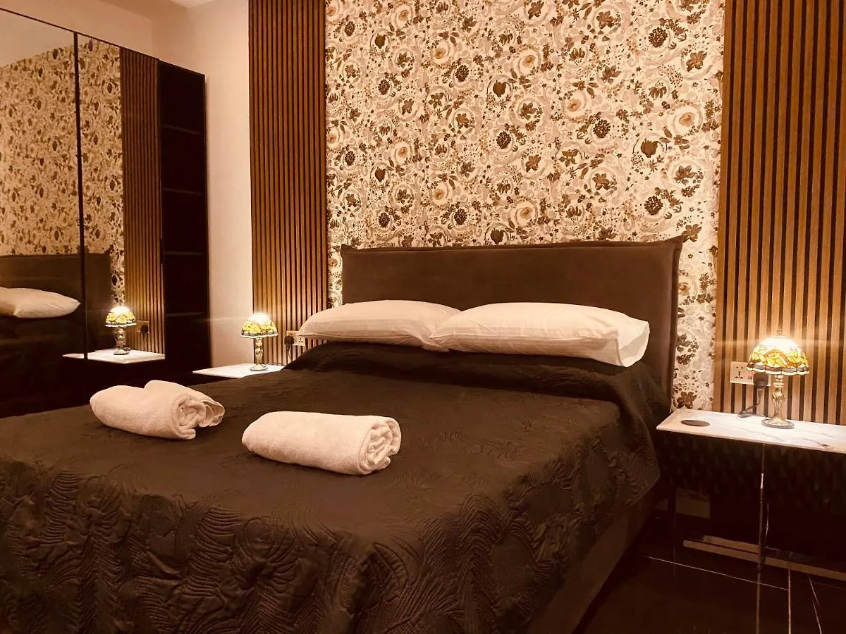 Azure Gold Apartment Senglea Malta