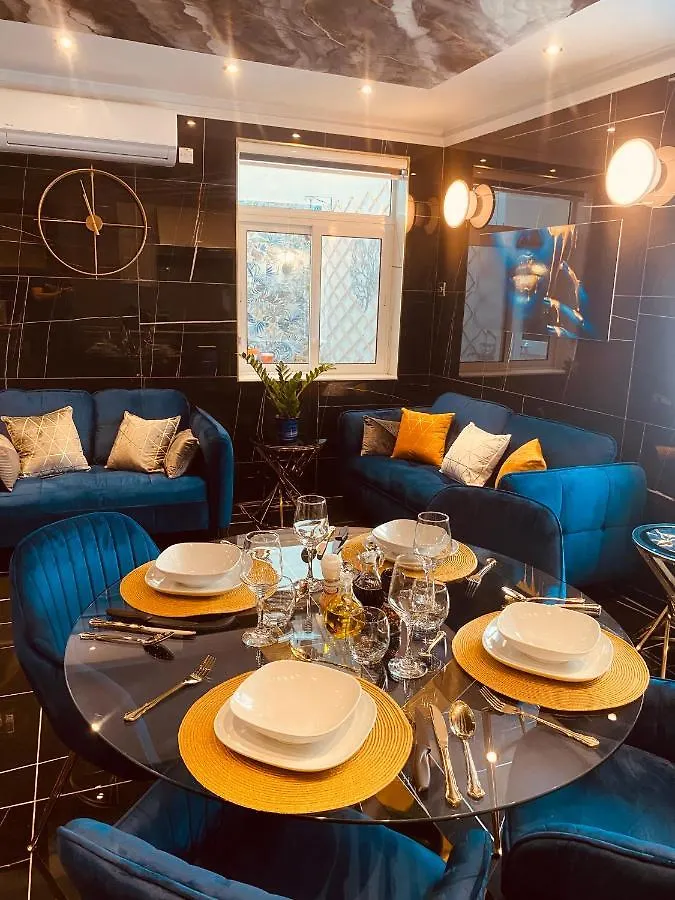 Azure Gold Apartment Senglea 0*,  Malta