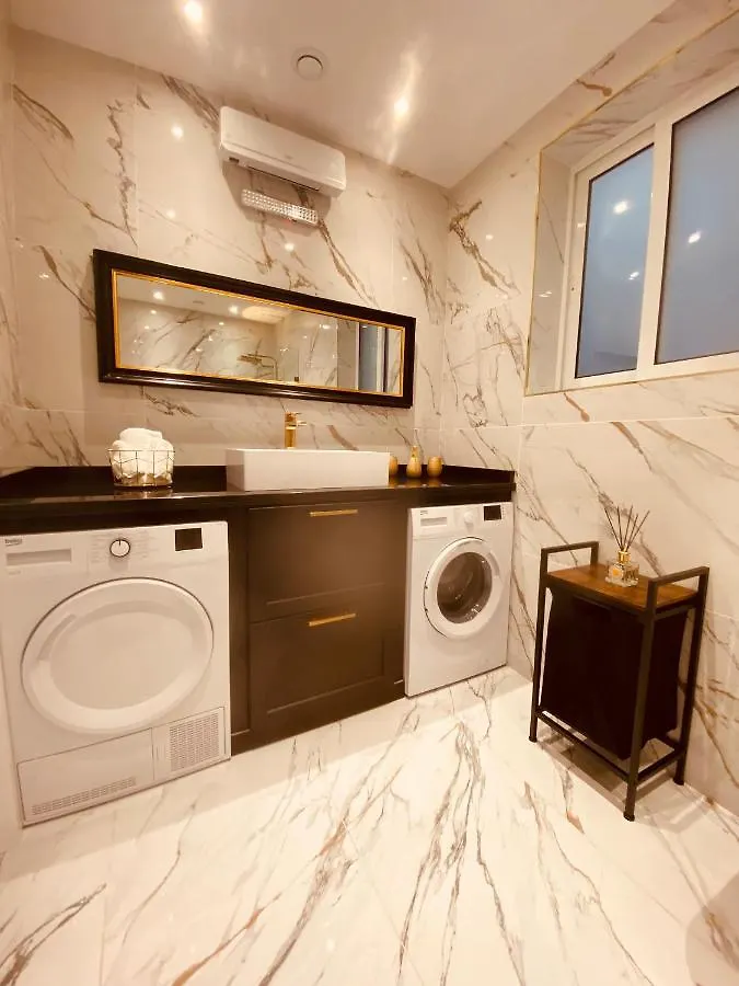 Azure Gold Apartment Senglea