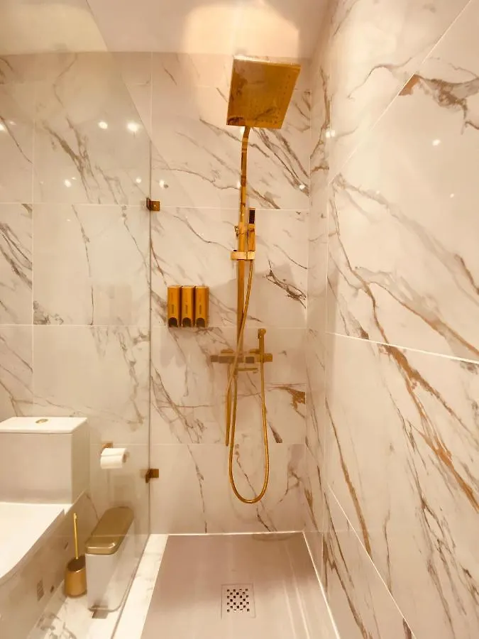 Azure Gold Apartment Senglea