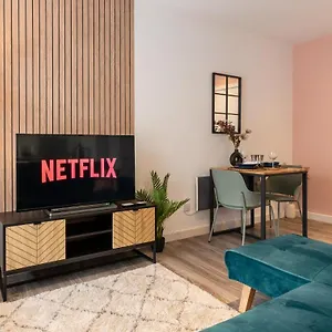 Stylish, One-bedroom Flat In Town Centre , Harrogate United Kingdom